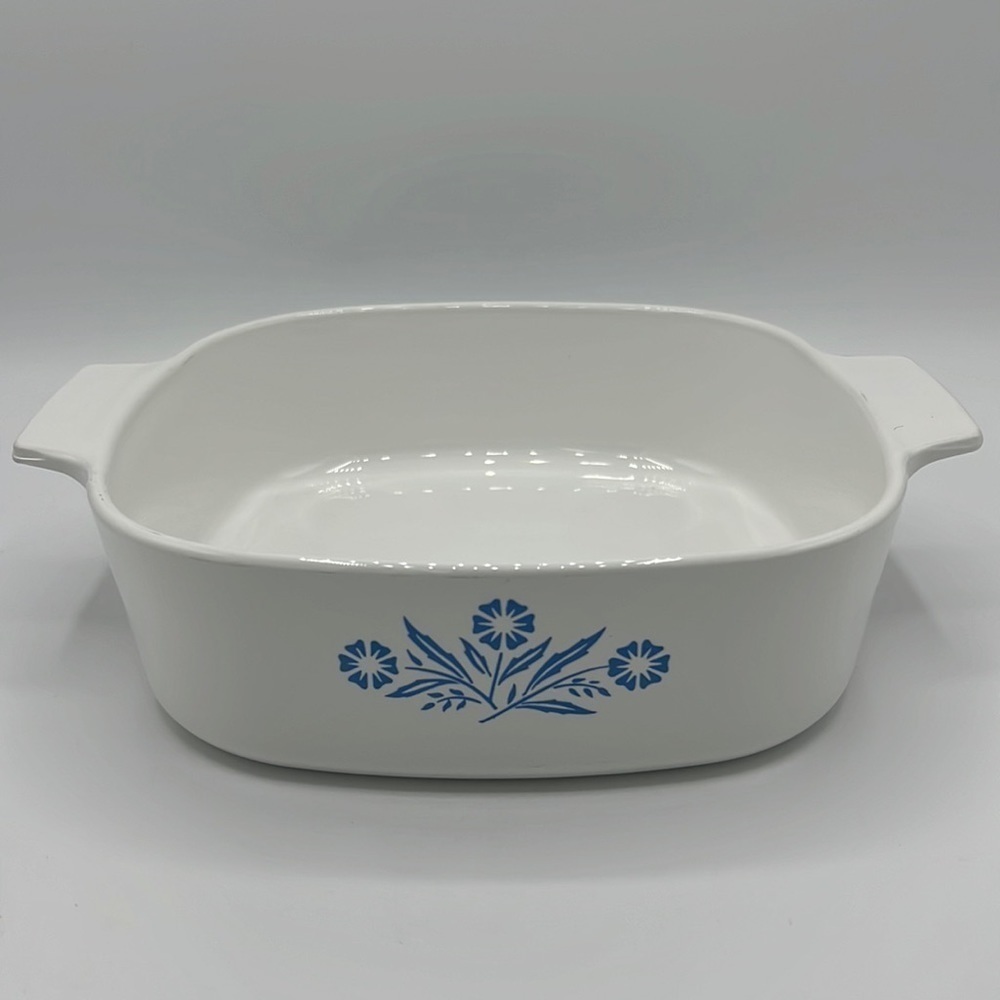 CORNINGWARE BLUE CORNFLOWER 2 QUART SQUARE BAKING PAN A-2-B